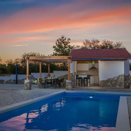 Villa Mystic Woods *