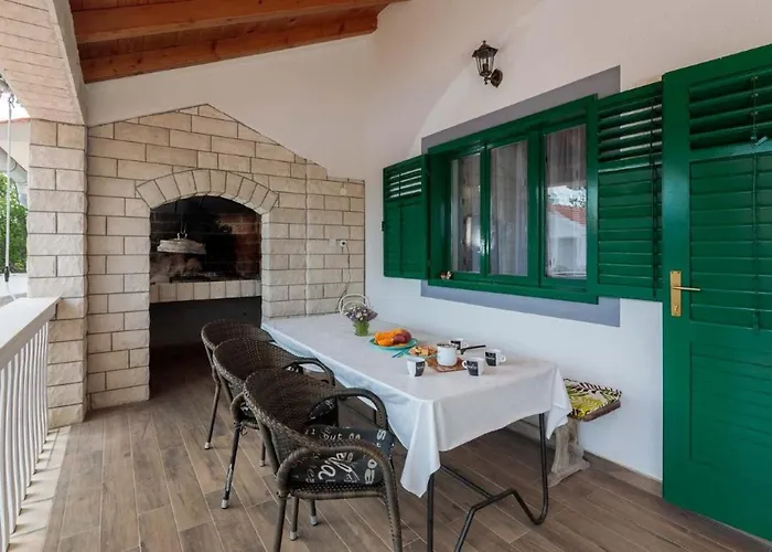 빌라 Mystic Woods 시베니크